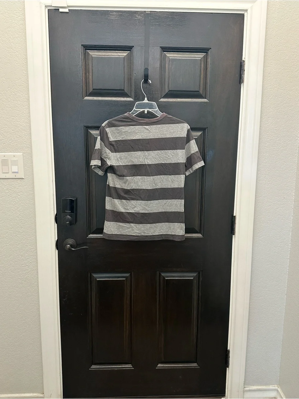 Old Navy Boys Gray and Dark Gray Striped Short Sleeve Tee XL